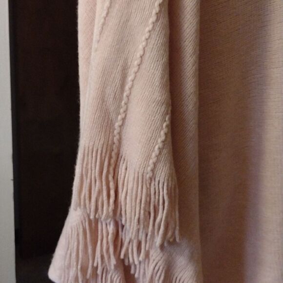 Layers by Lizden plus size poncho - Picture 10 of 12